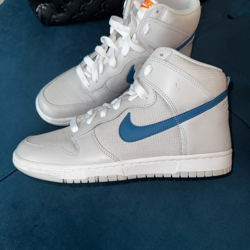 Wmns Nike Dunk High Skinny